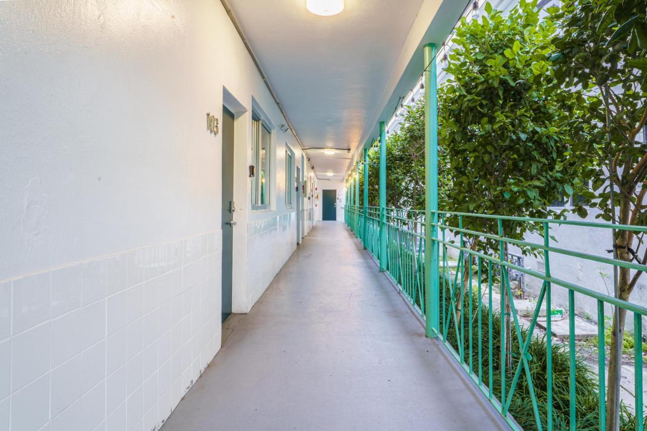 The Gem On 15Th Apartment Miami Beach Bagian luar foto